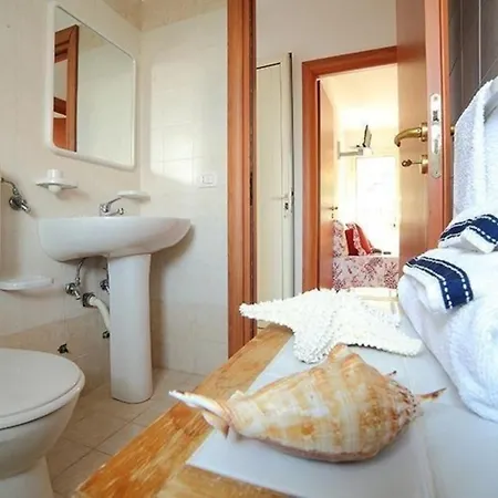 Apartment In Mit Terrasse *
