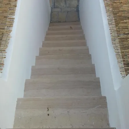 Apartment In Mit Terrasse Torre Mozza