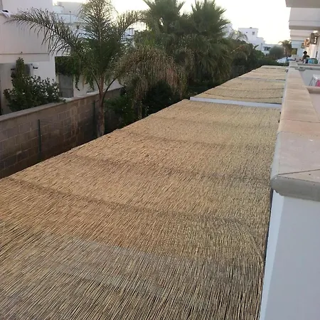 Apartmán In Mit Terrasse Torre Mozza
